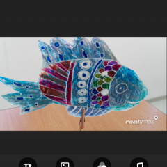 「RealTimes - ムービー自動作成」写真や動画を自動でコラージュ！自分で整理してまとめる手間が省ける！のアイコン