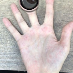 「寄生獣VFX」漫画や映画の世界をリアルに体験できるおもしろアプリ！のアイコン